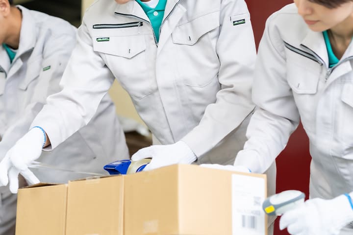 検品、検針、加工、封入